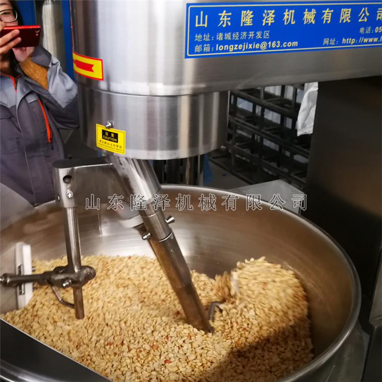 黃老五食品股份有限公司【熬糖攪拌拌料鍋】現(xiàn)場試機1
